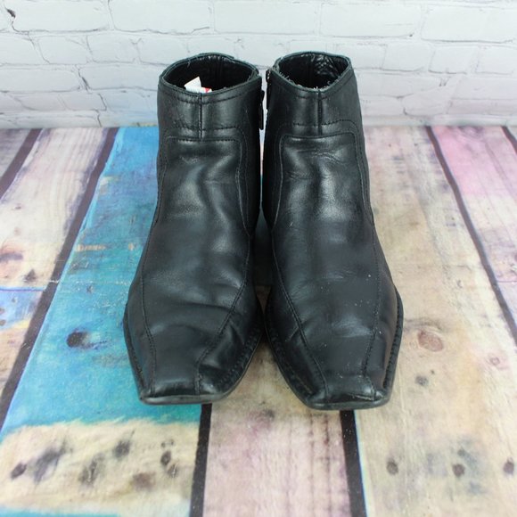 GUESS Square Toe Side Zip Ankle Boots Size 12 - Picture 5 of 9